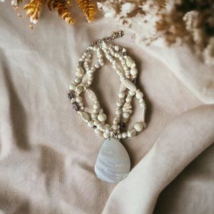 Mother of pearl feature statement necklace from Chicos. NWOT